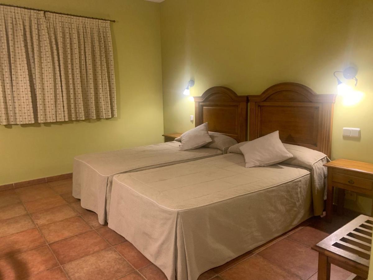 Hotel Langa Cerezo de Abajo 외부 사진
