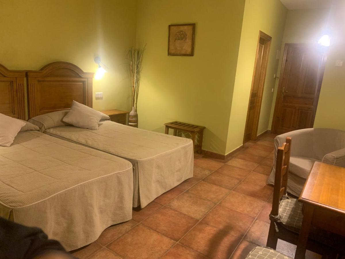 Hotel Langa Cerezo de Abajo 외부 사진