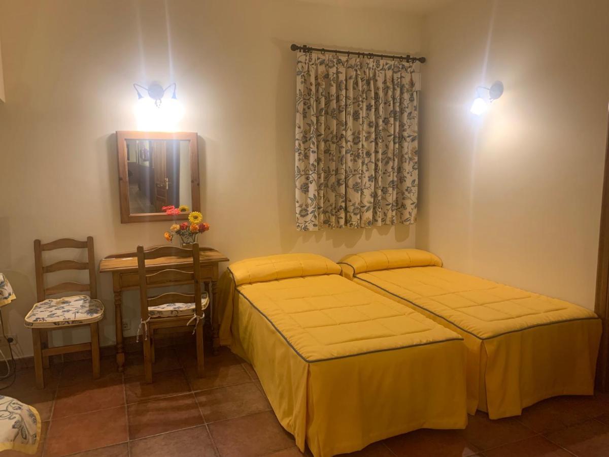 Hotel Langa Cerezo de Abajo 외부 사진