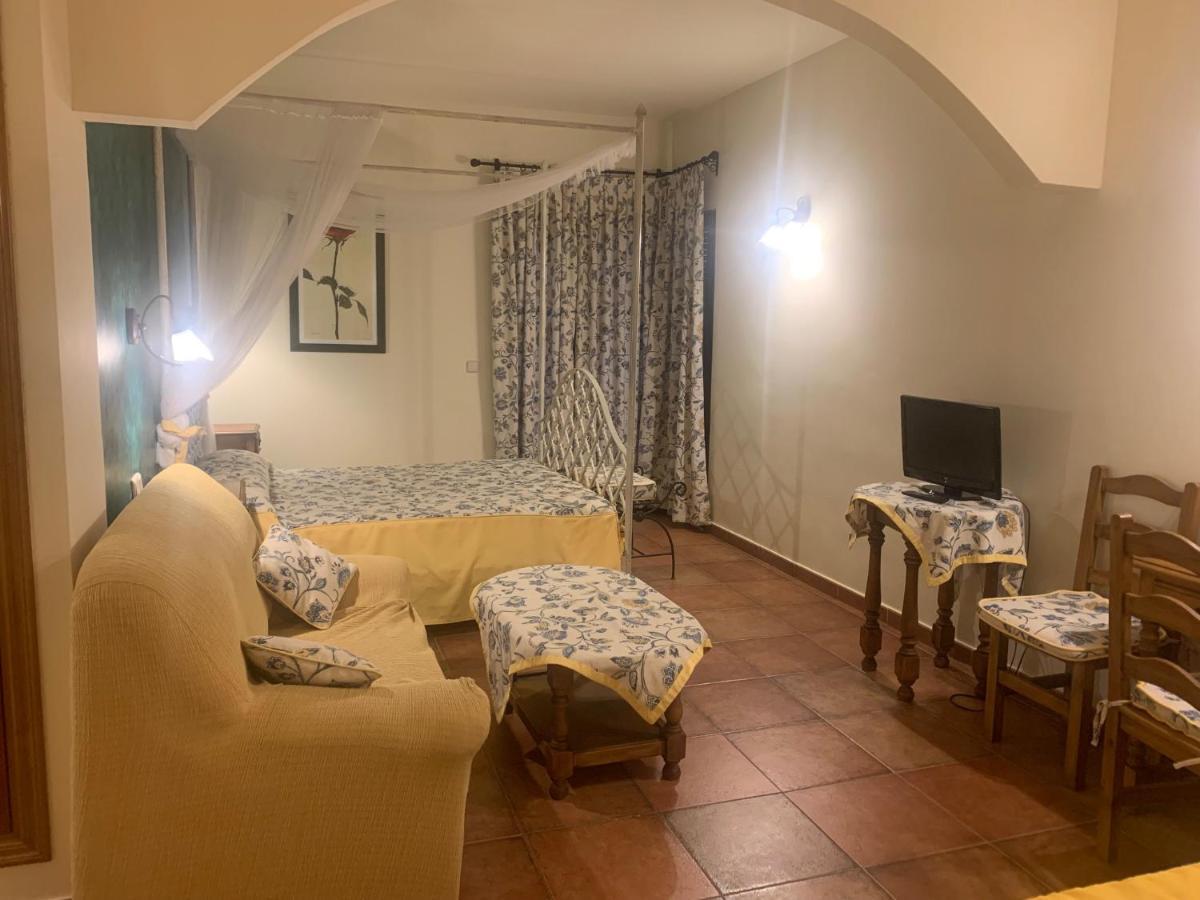 Hotel Langa Cerezo de Abajo 외부 사진