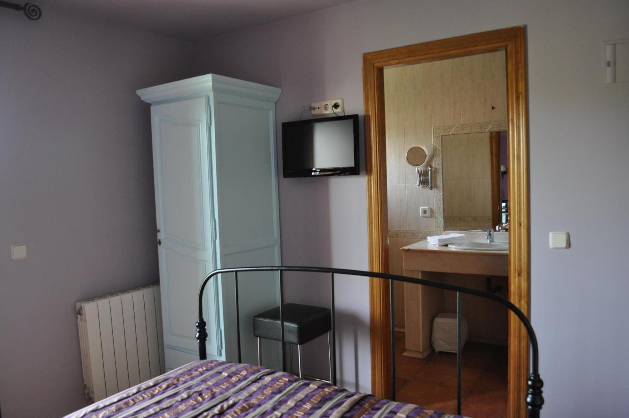 Hotel Langa Cerezo de Abajo 외부 사진